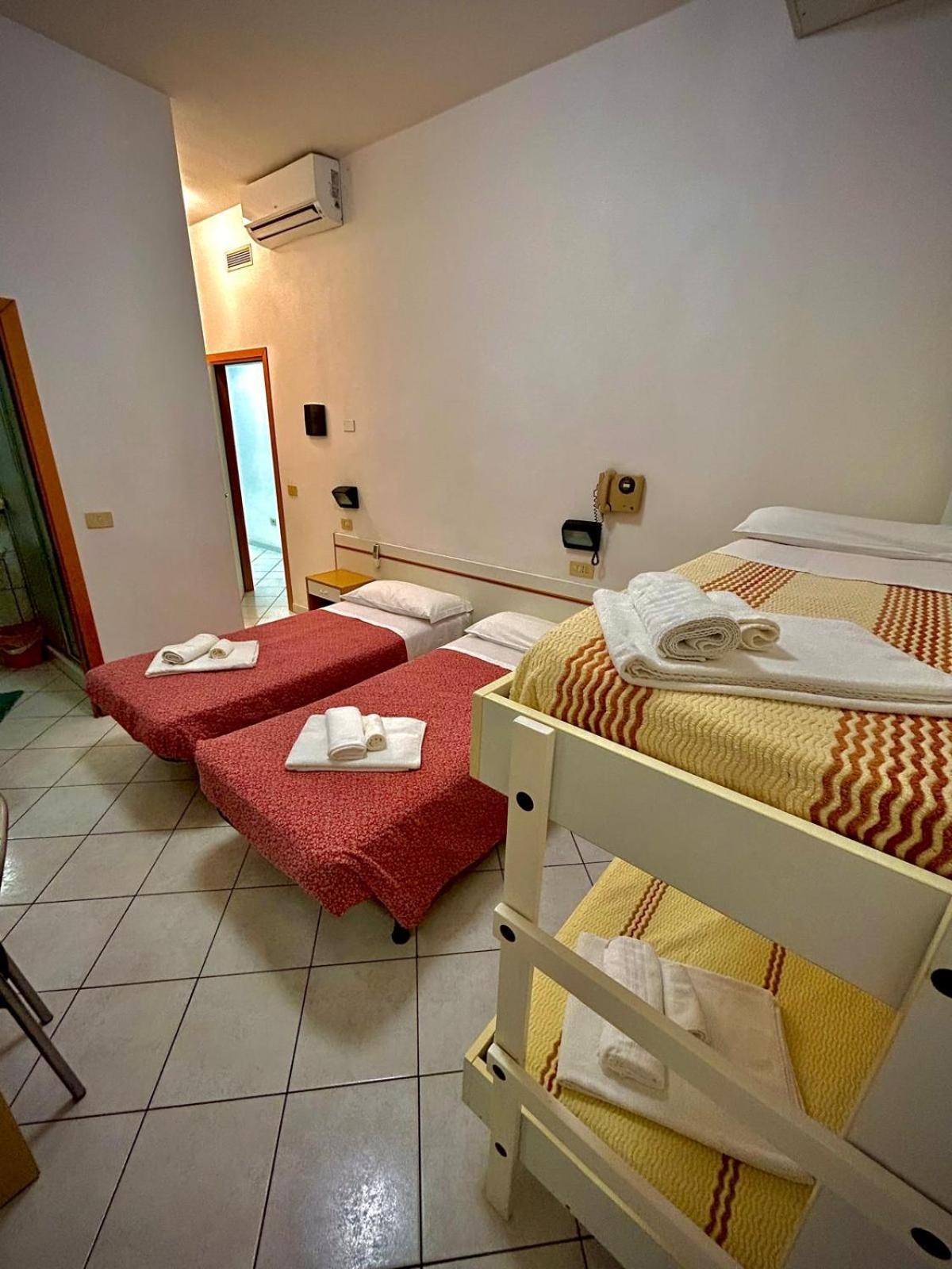 Hotel Sacramora Rimini Exterior foto
